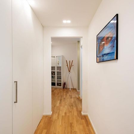 Spacious & Comfortable Apartment In Duomo By Easylife มิลาน ภายนอก รูปภาพ